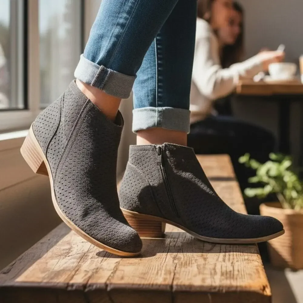 Lucky Brand Ankle Boots Womens Size 8.5 Gray Brielley Perforated Leather Booties